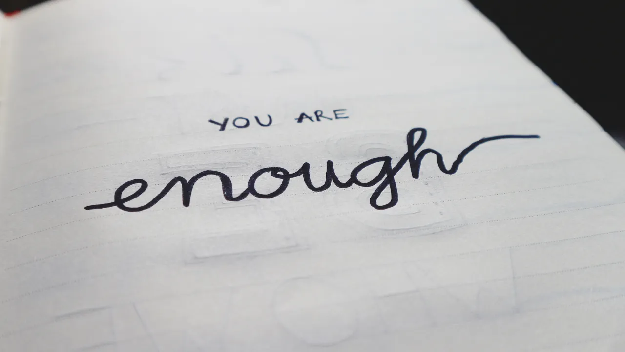 Descubra as Melhores Frases para Status do WhatsApp de Amor Próprio e Inspire-se Todos os Dias!